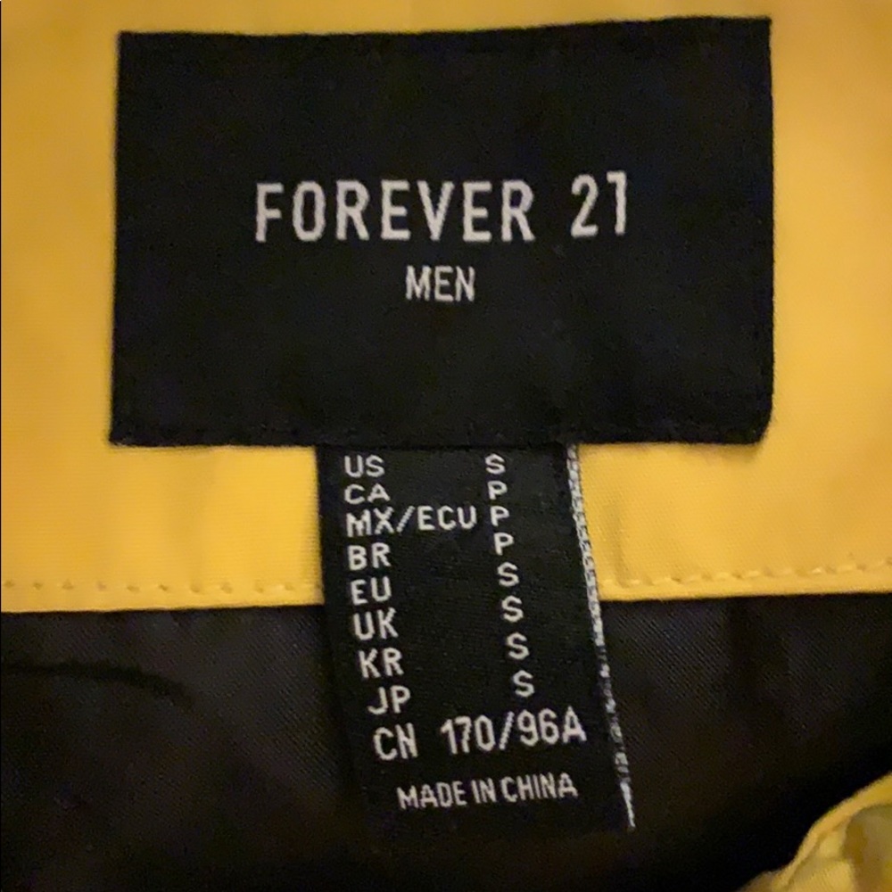 Forever 21 Windbreaker jacket with pull out hood - Picture 3 of 3